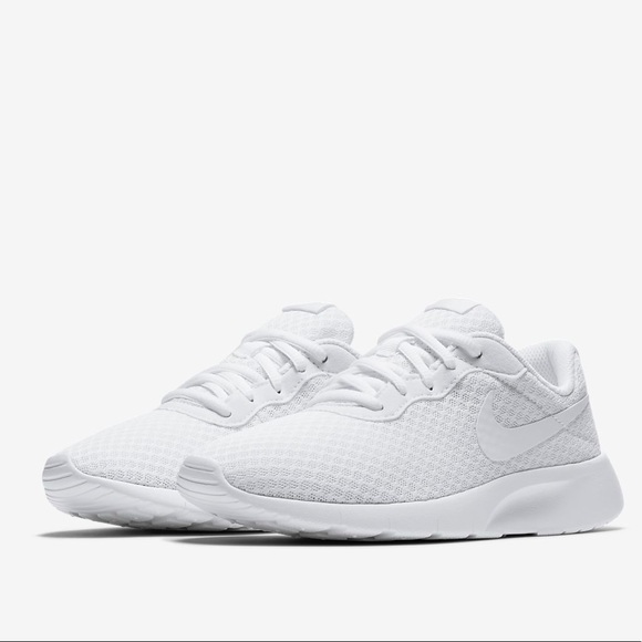 Nike Tanjun Sneaker - Big kid - Picture 5 of 6